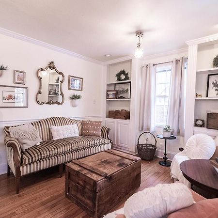 Вилла Riley House Харперс-Ферри Экстерьер фото